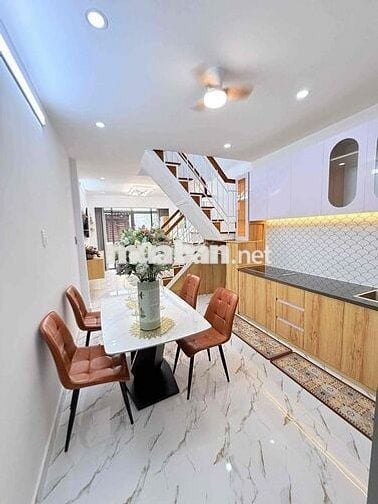 NHỈNH 4🧄 HXH CỐNG LỠ P15 TÂN BÌNH SIÊU PHẨM NHÀ ĐẸP FULL NỘI THẤT XỊN