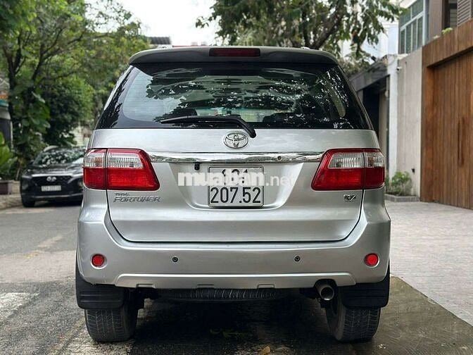 Toyota Fortuner 2009 2.7V - 117000 km