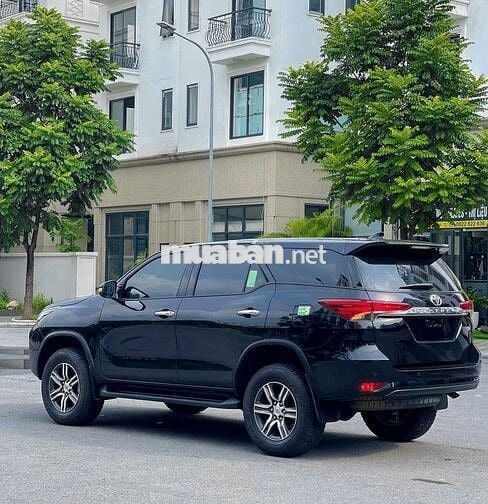 Toyota Fortuner 2.4L 4x2 AT 2024- 27000 km