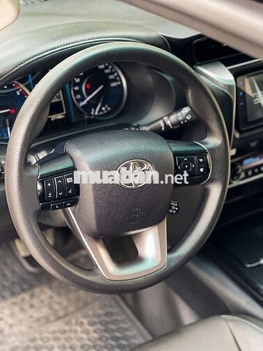 Toyota Fortuner 2.4L 4x2 AT 2024- 27000 km
