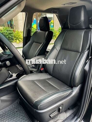 Toyota Fortuner 2.4L 4x2 AT 2024- 27000 km