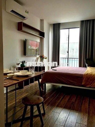 CHO THUÊ CĂN HỘ 1PN 40M2 BAN CÔNG LỚN NGAY CẦU VƯỢT 3/2 VẠN HẠNH MALL