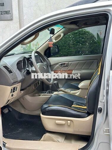 Toyota Fortuner 2009 2.7V - 117000 km