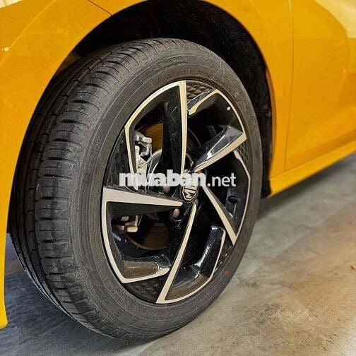 MG5 Luxury 2025