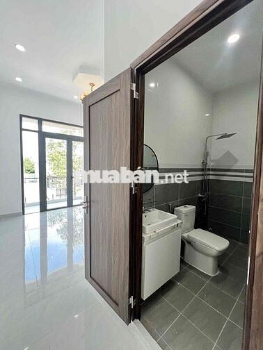 Bán nhà 1t1l giá 1tỷ450 ở gần KCN Cầu Tràm Long An