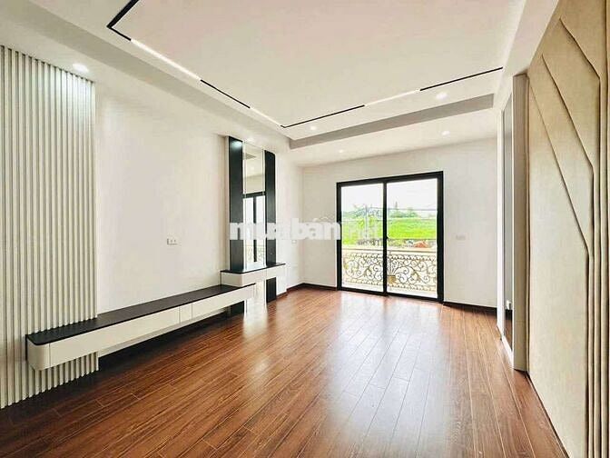 💥🏠 Biệt thư view đê Bát Khối - Ngay gần Aeon - 6 tầng thang máy 💥💥