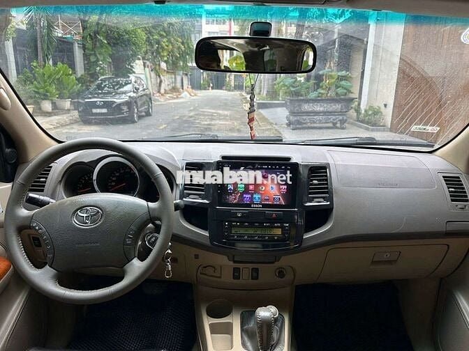 Toyota Fortuner 2009 2.7V - 117000 km
