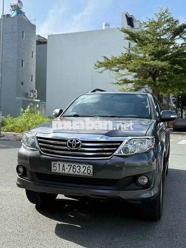 Toyota Fortuner 2014 tự động gd cực đẹp rẻ sẵn đi