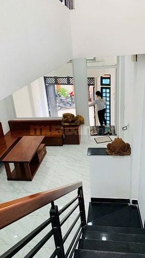 Bán nhà dt 48m2 trệt hầm 2 lầu hẻm 6m gần bệnh viện Q.12 giá 5 tỷ 200.