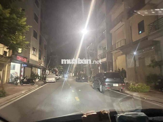 SIÊU PHẨM PHÚC LỢI VIỆT HƯNG GIANG BIÊN NỞ HẬU NGOC THÔNG OTO VÀO ĐẤT