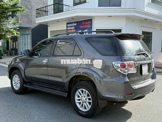 Toyota Fortuner 2014 tự động gd cực đẹp rẻ sẵn đi