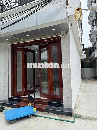 Nhà 5 tầng mới nguyên căn 35m2, ngõ 731 Bát Khối