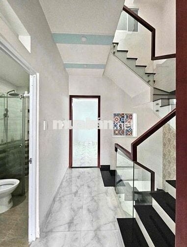 Nhà Hẻm Hương Lộ 2 (4,5x11m) Xây 4,5 tấm . 4 Phòng , Xe Hơi Vô Nhà