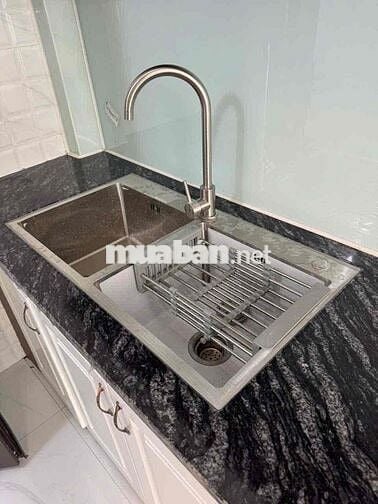 Nhà 5 tầng mới nguyên căn 35m2, ngõ 731 Bát Khối