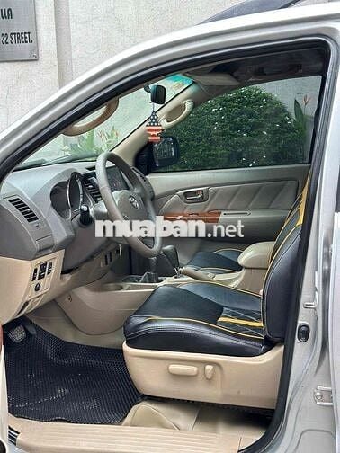 Toyota Fortuner 2009 2.7V - 117000 km