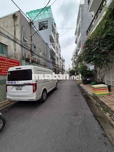 Nhà Hẻm Hương Lộ 2 (4,5x11m) Xây 4,5 tấm . 4 Phòng , Xe Hơi Vô Nhà