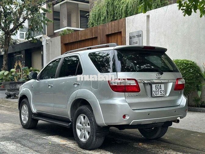 Toyota Fortuner 2009 2.7V - 117000 km