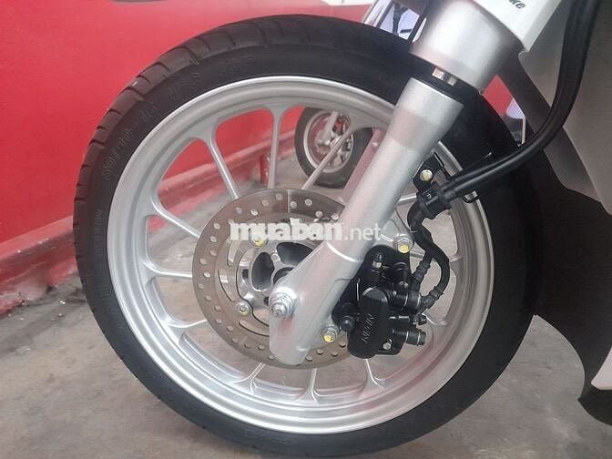 Bán Sh mode cbs màu trắng T11/24 BS vip 06674