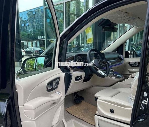 Mercedes Benz V Class 2025 V300 Avantgarde