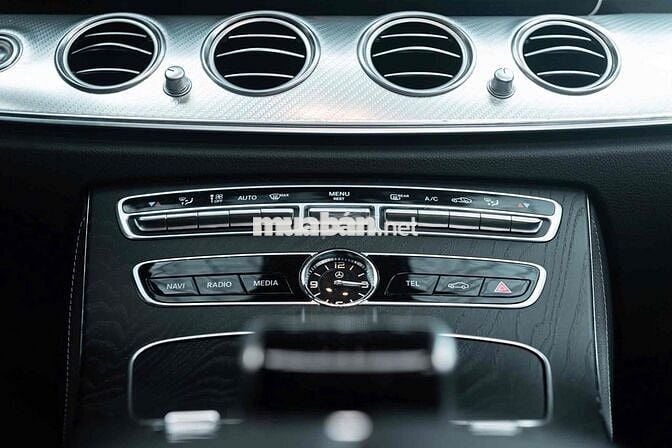 LONG ANH AUTO về Mercedes E200 Sport Limited 2019