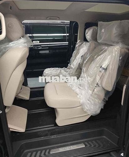 Mercedes Benz V Class 2025 V300 Avantgarde