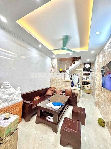 Có 102! Nguyễn Trãi, 30m ra ô tô, ngõ ba gác, nhà dân xây. 32m. 6,7 ty