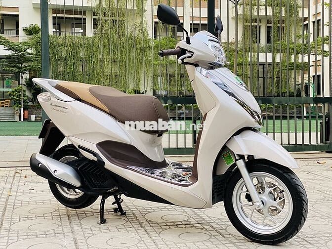 HONDA LEAD 125  ĐÈN LED BẢN ĐẶC BIỆT 2022