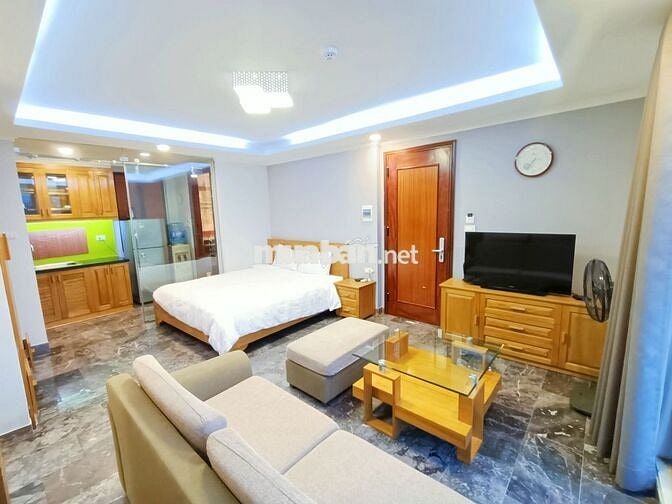 CĂN HỘ 40M2 FULL ĐỒ CAO CẤP,CÓ CỬA SỔ TO VIEW HỒ THỦ LỆ KHU KIM MÃ
