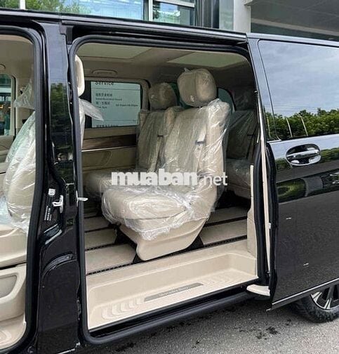 Mercedes Benz V Class 2025 V300 Avantgarde