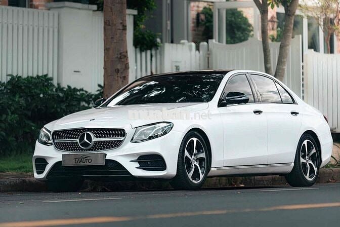 Mercedes E200 Sport Model 2020 - Trả trước từ 349t