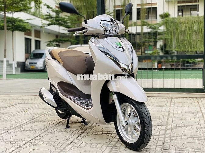 HONDA LEAD 125  ĐÈN LED BẢN ĐẶC BIỆT 2022