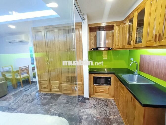 CĂN HỘ 40M2 FULL ĐỒ CAO CẤP,CÓ CỬA SỔ TO VIEW HỒ THỦ LỆ KHU KIM MÃ