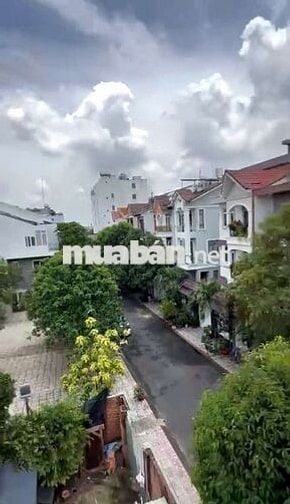Biệt thự 1 hầm 3 lầu Ngang 8m Ngay KDC An sương ĐHT 02