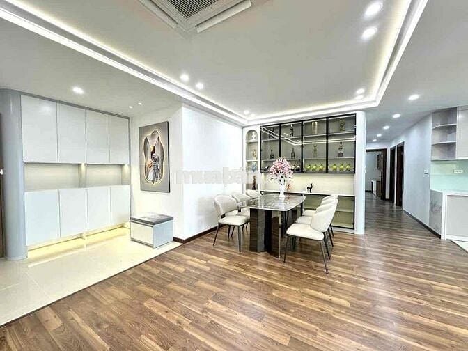 Căn Hộ Goldmark City 130m2 - 3 Ngủ - Tầng 4 - Căn Góc - Giá 9,9 Tỷ