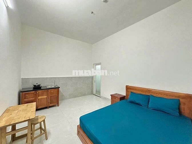 PHÒNG CHO THUÊ ĐẦY ĐỦ TIỆN NGHI, CỬA SỔ, GIỜ TỰ DO HUỲNH TÂN PHÁT Q7