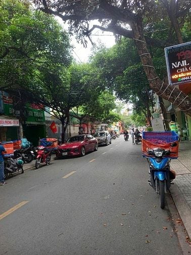 Siêu phẩm đường nội bộ 12m 3/2, P12,Quận10 DT: 8x12m 3 tầng giá: 26ty
