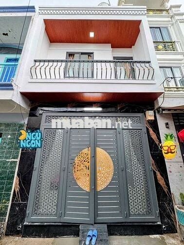 Bình Tân - Bán nhà 2 tầng 36m2 đường chiến lược 3ty88