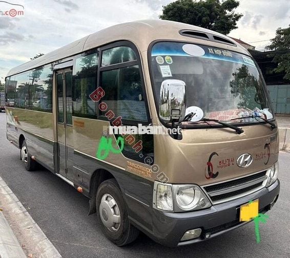 Hyundai County 3.9L Thân dài 2012 - 590 Triệu