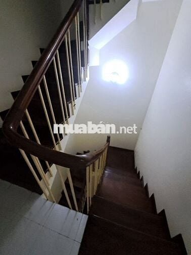 Cho thuê căn nhà đường Trung Yên 10, diện tích 70m2 x 4 tầng, 30tr/th