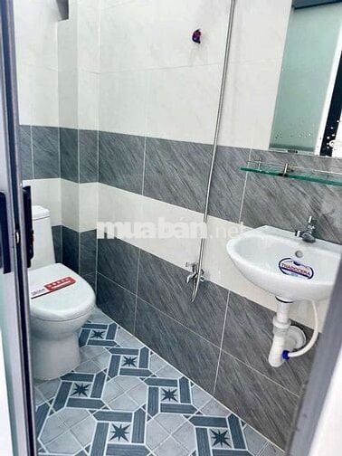Bình Tân - Bán nhà 2 tầng 36m2 đường chiến lược 3ty88