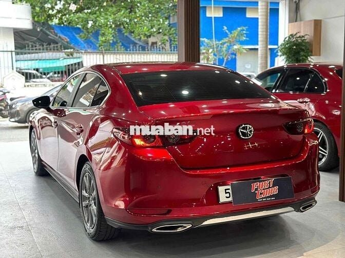 Mazda 3 2021 1.5 Luxury - 66000 km một chủ dùng