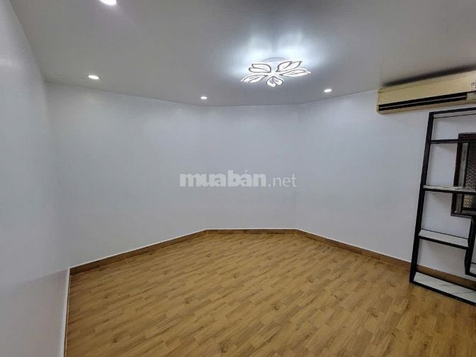 Bán nhà số đỏ chính chủ Hồng Bàng