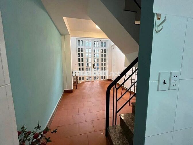 Cho thuê nhà nguyên căn, hẻm xe hơi đường Bùi Hữu Nghĩa - Bình Thạnh