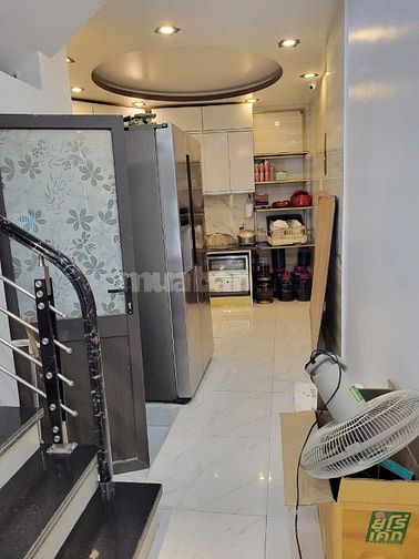Bán nhà số đỏ chính chủ Hồng Bàng
