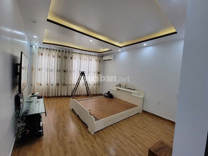 Bán nhà số đỏ chính chủ Hồng Bàng