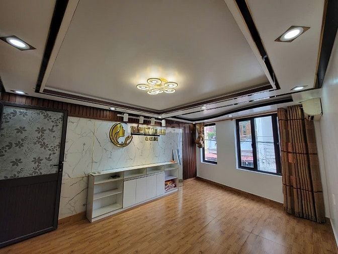 Bán nhà số đỏ chính chủ Hồng Bàng