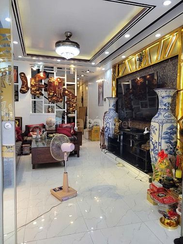 Bán nhà số đỏ chính chủ Hồng Bàng