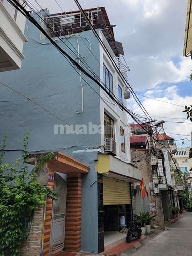 Bán nhà số đỏ chính chủ Hồng Bàng