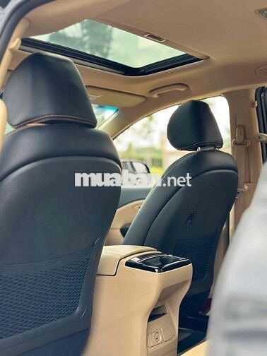 Kia Sedona 2016 2.2L DATH - 93000 km
