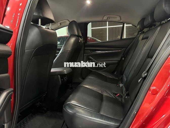 Mazda 3 2021 1.5 Luxury - 66000 km một chủ dùng